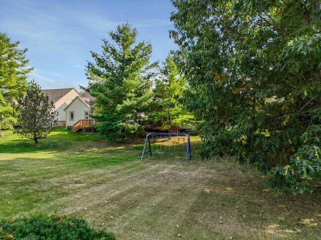Building Photo - 2741 Blue Heron Ln