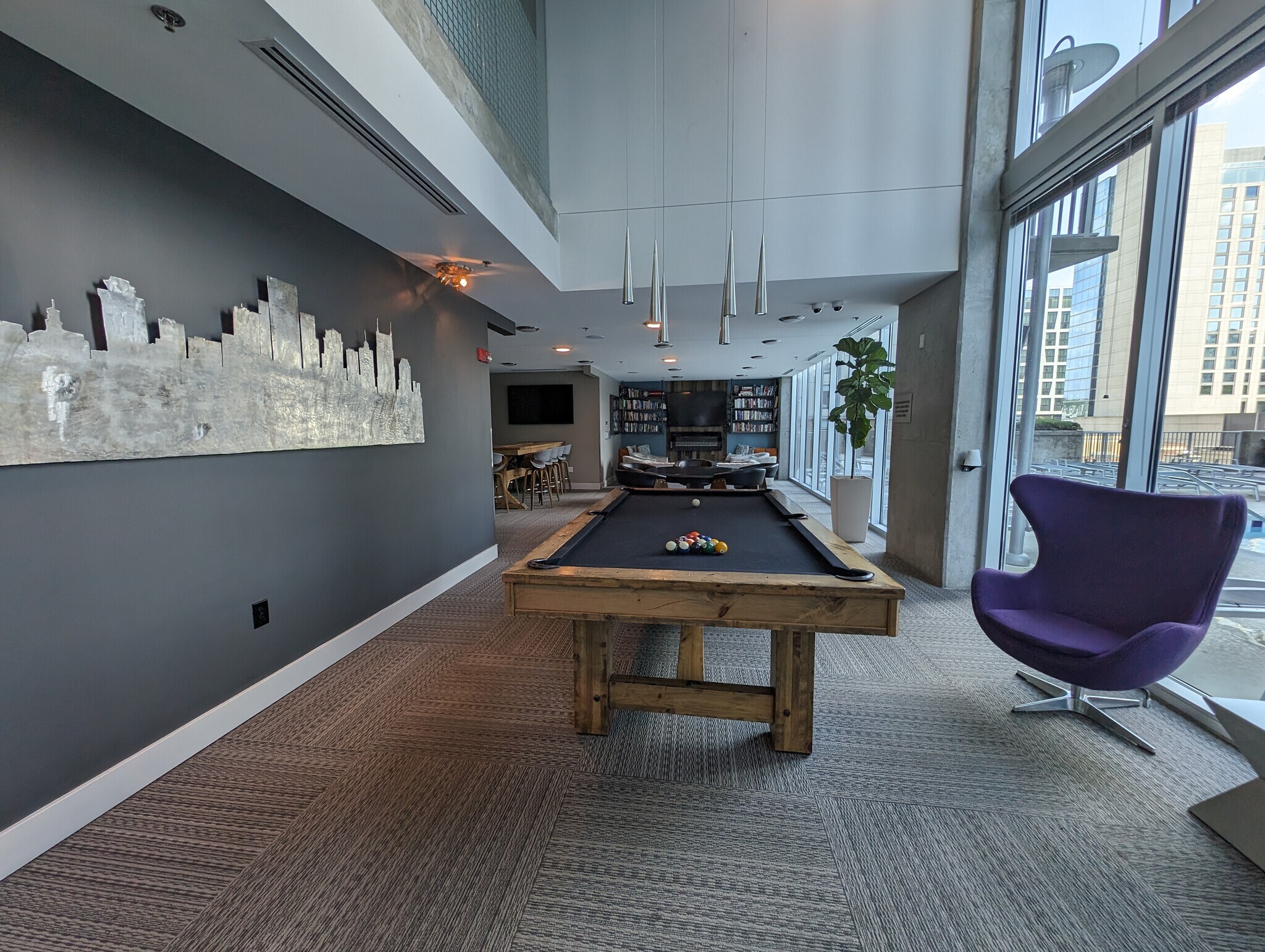 Building Photo - 301 Demonbreun St