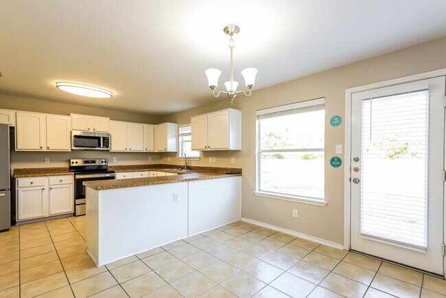 Building Photo - 9923 Mustang Rise