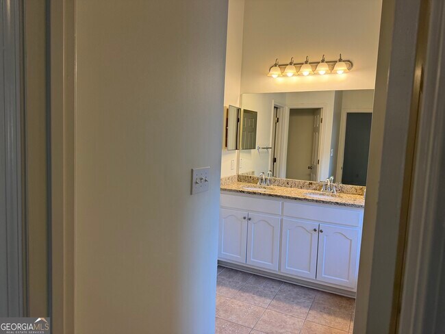 Building Photo - 264 Turnbridge Cir