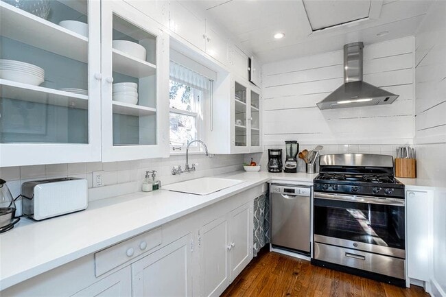 Building Photo - 501 Terrace Dr