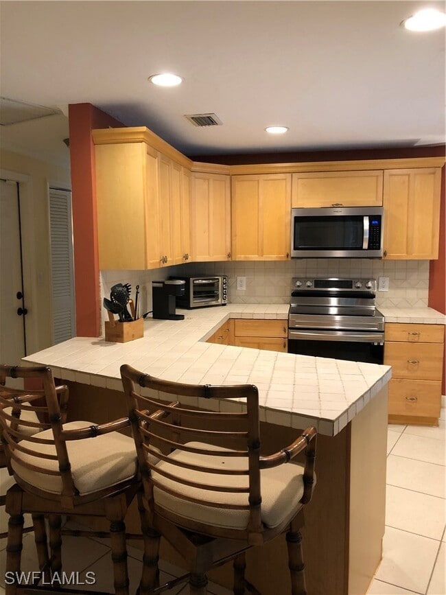 Building Photo - 550 Forest Hills Blvd