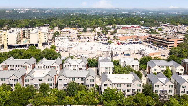 Building Photo - 3100 Menchaca Rd