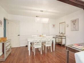 Building Photo - Single-Story 3BR Home with Permitted ADU, Private Yard & Cul-De-Sac Location – Van Nuys