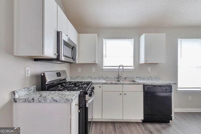 Building Photo - 10744 Misty Meadows Ct