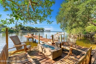 Building Photo - 1428 Rose Ct