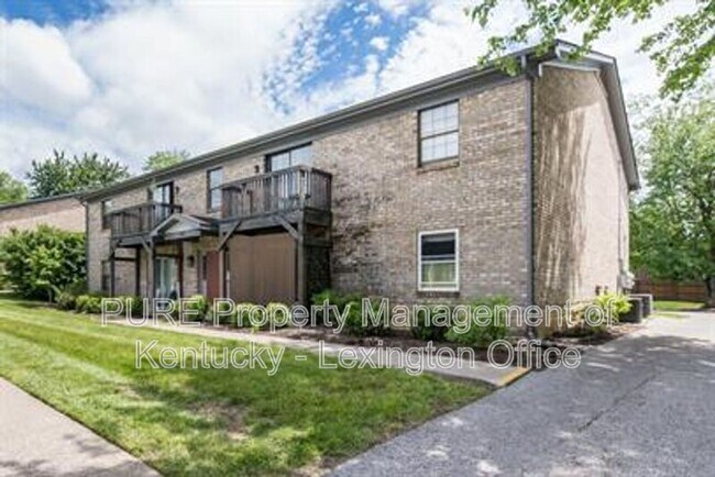 Building Photo - 356 Redding Rd