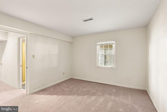 Building Photo - 13814 Leighfield St