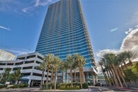 Building Photo - 4471 Dean Martin Dr