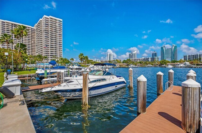 Building Photo - 600 Three Islands Boulevard