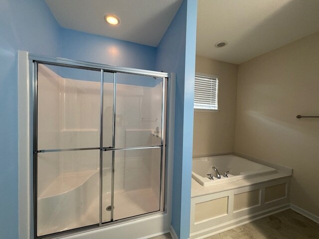 Building Photo - 3937 Trenwith Ln