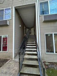 Building Photo - 3317 SE 122nd Ave