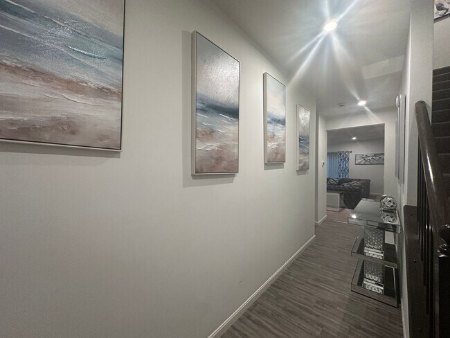 Building Photo - Available NOW - 5 bedroom, 3 full bathroom house - $3,300/month