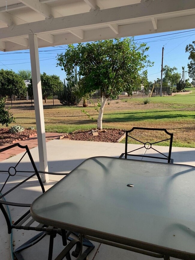 Building Photo - 10315 W Oakmont Dr