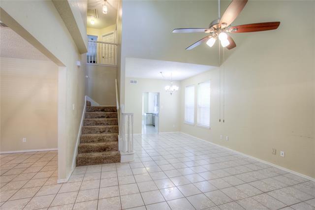 Building Photo - 2218 Meadowstone Dr