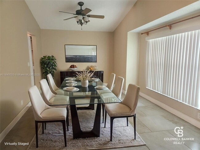 Building Photo - 8643 Bridle Path Ct