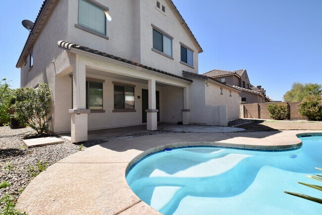 Building Photo - Beautiful Queen Creek home with a Pool!