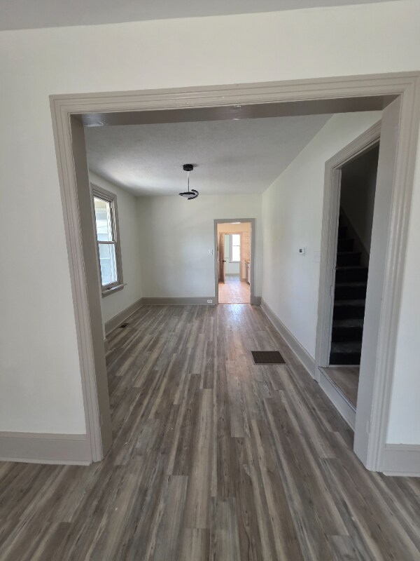 Building Photo - 474 2nd St