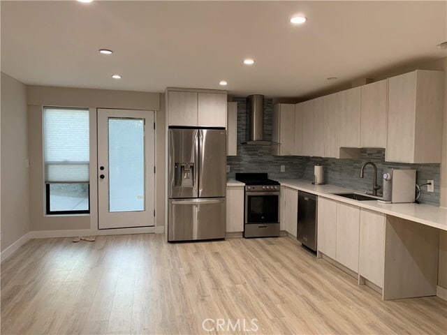 Primary Photo - 2 Singletree Ln