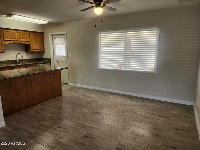 Building Photo - 3136 W Port Au Prince Ln