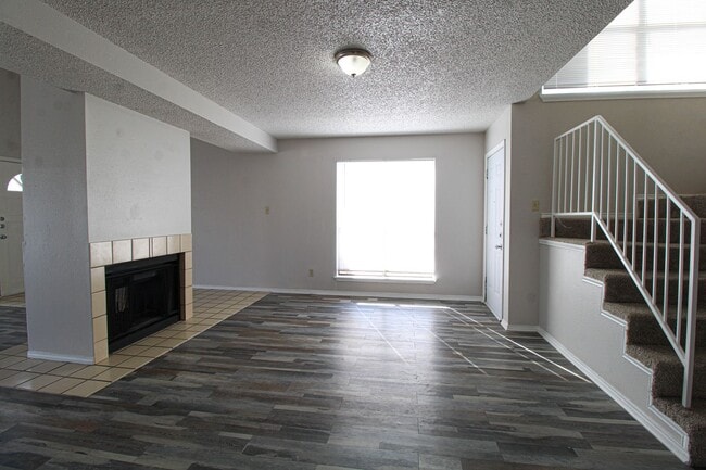 Building Photo - *****PRICE REDUCTION*****