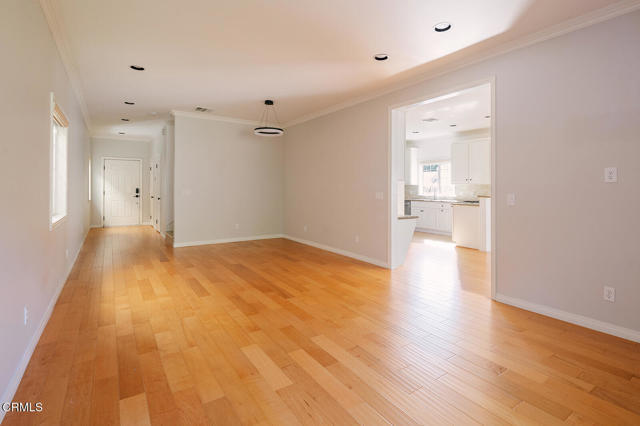 Building Photo - 2409 Olive Ave