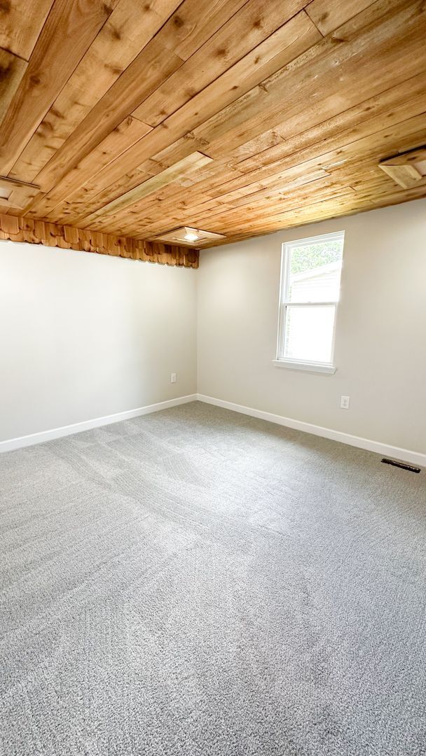 Building Photo - Charming Cape Cod in Columbus | 3BR, Updat...