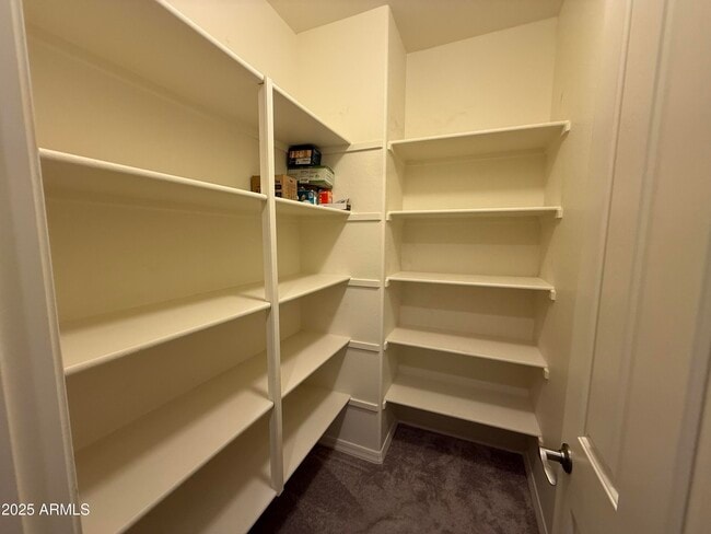 Building Photo - 276 E Coconino Dr