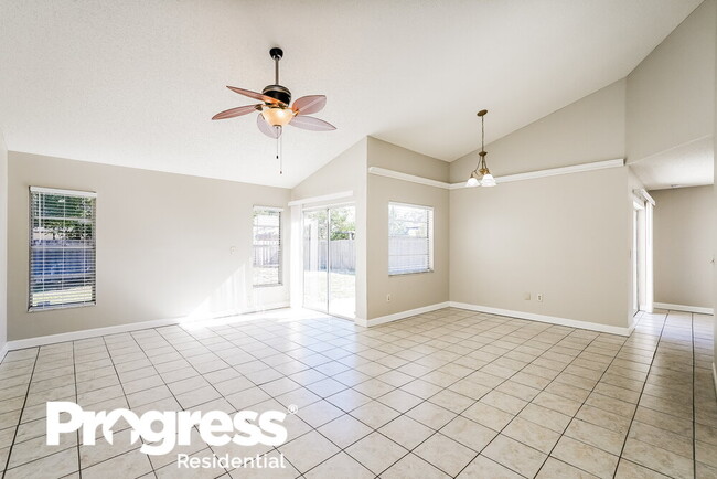 Building Photo - 12138 Fruitwood Dr