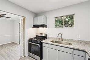 Building Photo - 5560 Kingsport Dr