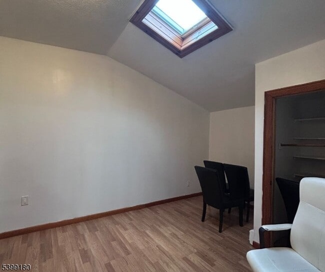 Building Photo - 425 Amon Terrace