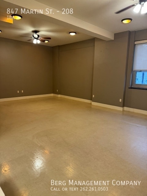 Building Photo - 847 Martin St