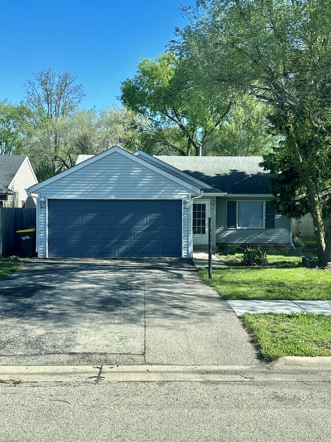 Primary Photo - 1715 Overdene Ave