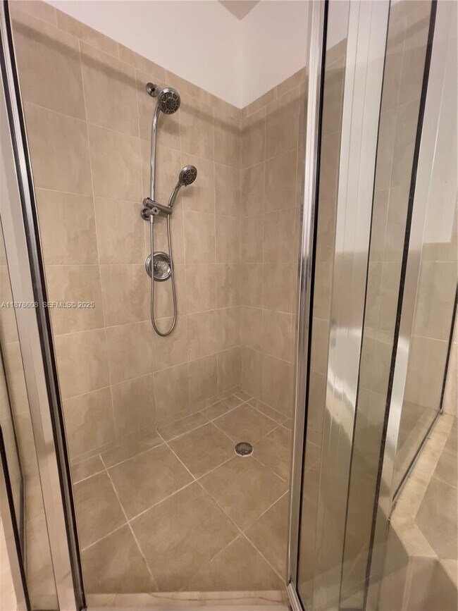 Building Photo - 3470 NW 17th Terrace