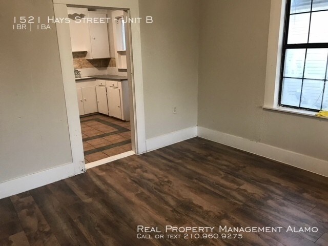 Building Photo - 1521 Hays St