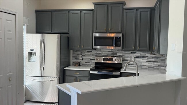 Building Photo - 1941 Brancaster Cir