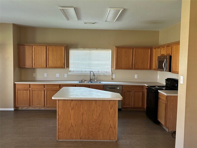 Building Photo - 6214 Channelbrook Ln