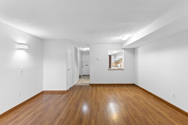 Building Photo - Spacious 3-Bedroom with Private Patio in Westerville