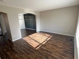 Building Photo - 1273 N Clara Ave