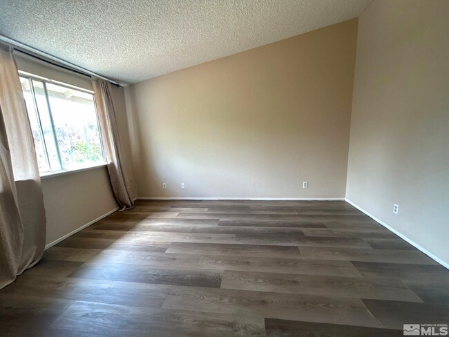 Building Photo - 6126 White Water Way