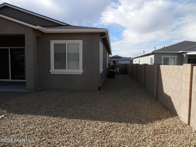 Building Photo - 6882 Gables Trl