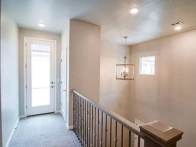 Building Photo - Newer home in Ivins! Great views!