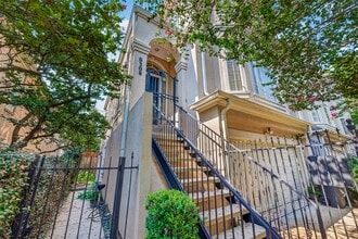 Building Photo - 6308 Schuler St