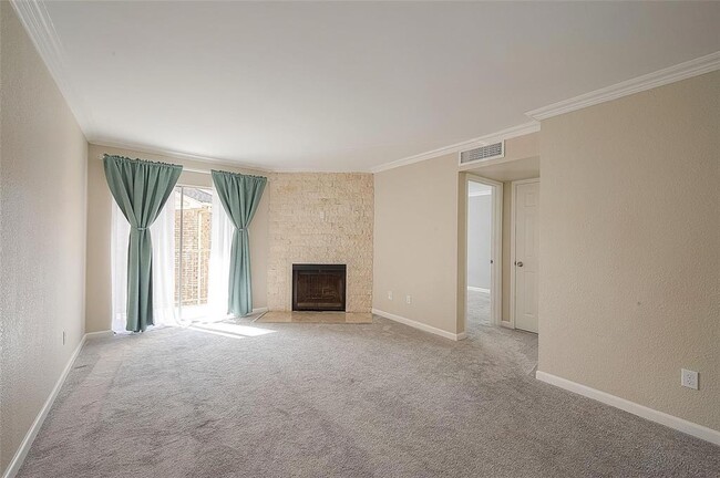 Building Photo - 12550 Whittington Dr