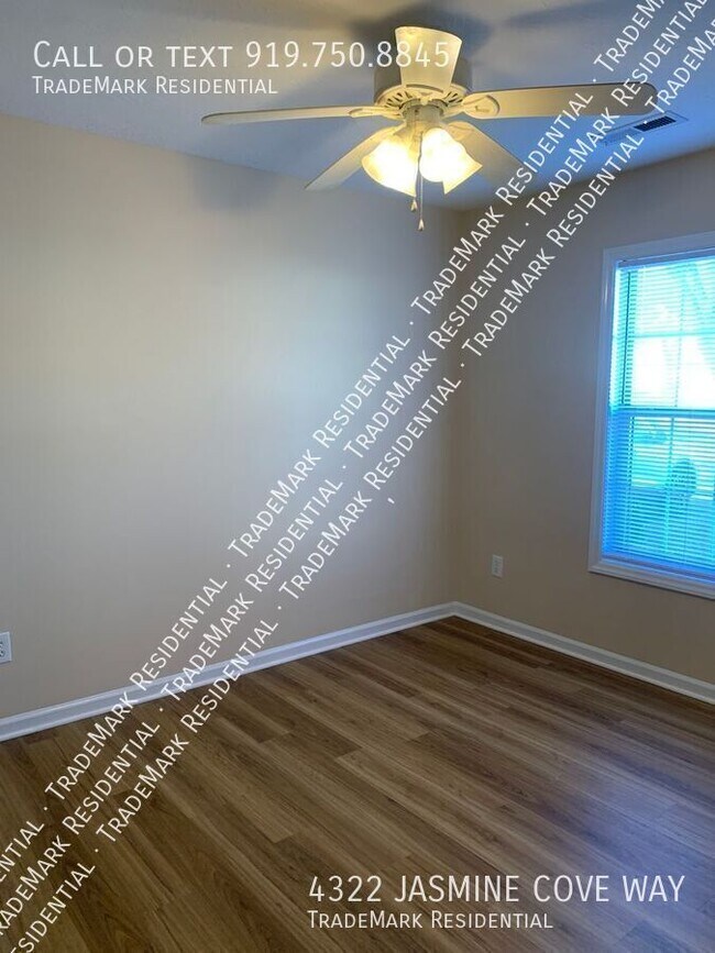 Building Photo - 4322 Jasmine Cove Way