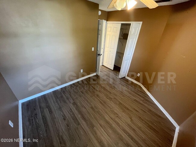 Building Photo - 7739 Coatbridge Ln N