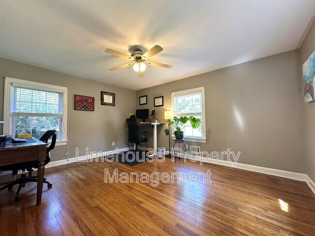 Building Photo - 3104 Acres Rd
