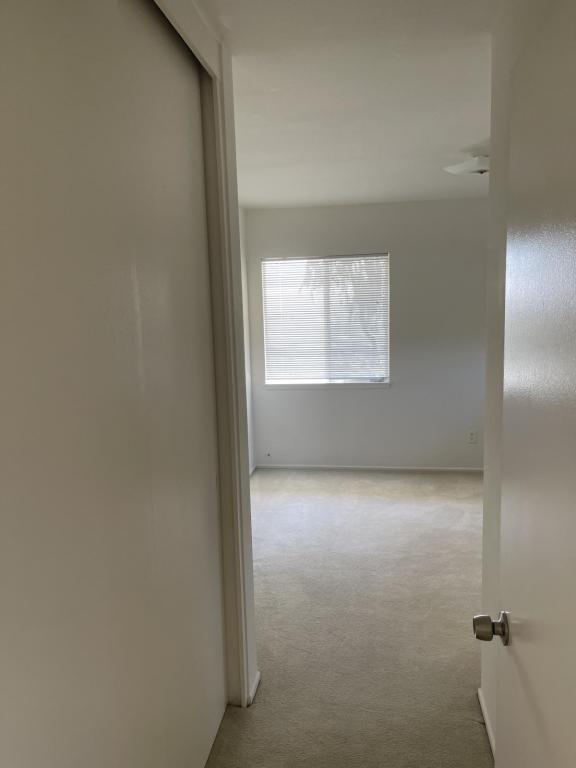 Building Photo - 4903 Whitehaven Way