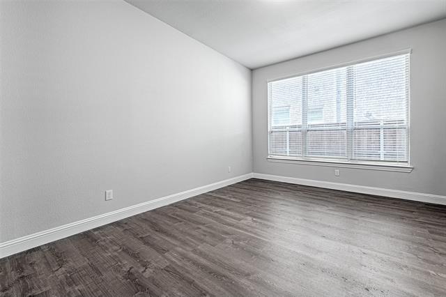 Building Photo - 4200 Del Rey Ave