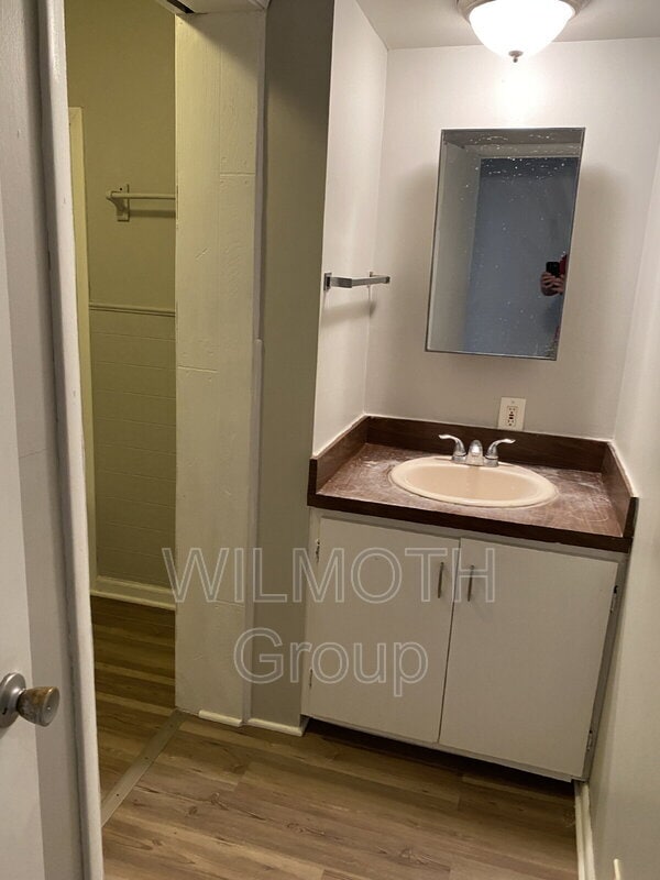 Building Photo - 210 Whitlock Ave